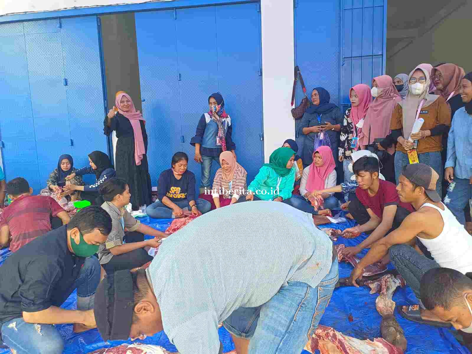 Jaringan Kopda serta Sahabat dan Relawan Putri Dakka Salurkan Daging Kurban