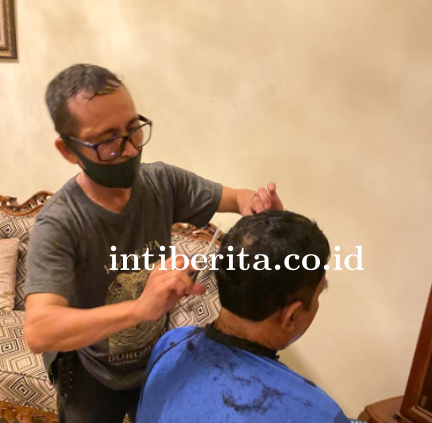 Opera_Snapshot_2021-10-19_234621_web_whatsapp_com.png